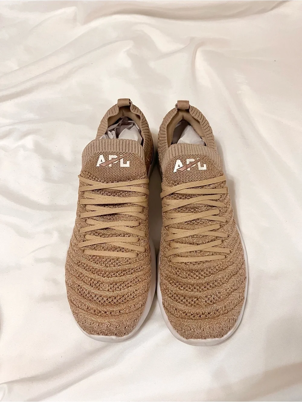 ATHLETIC PROPULSION LABS | ROSE GOLD TECHLOOM WAVE SNEAKERS SIZE 8.5